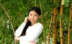 他扒开我奶罩揉吮我奶头在线视频